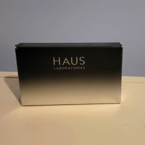 Haus Labs Eyeshadow Pallette